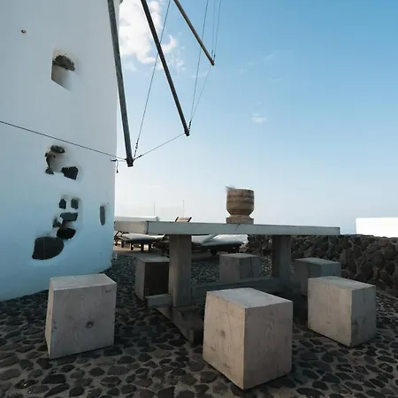 Villa Anemoscope Windmill Pyrgos Kallistis