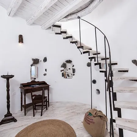 Villa Anemoscope Windmill Pyrgos Kallistis