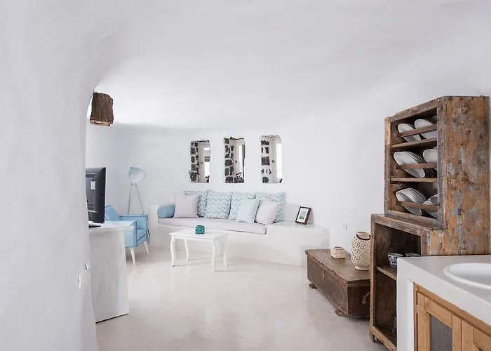 Anemoscope Windmill Pýrgos