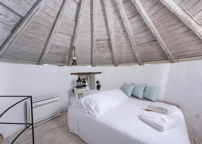 Willa Anemoscope Windmill Pýrgos